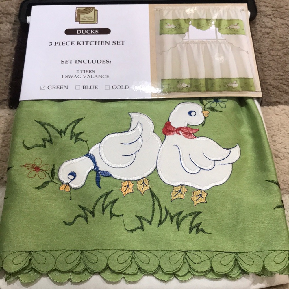 [SOLD] Ducks 3PC Kitchen Curtain Set